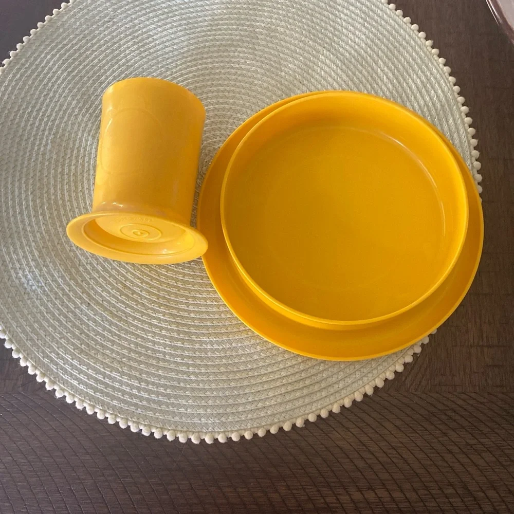 Vintage Tupperware Kids Set, Bright Yellow Daisy, Plate and Cup No Lids